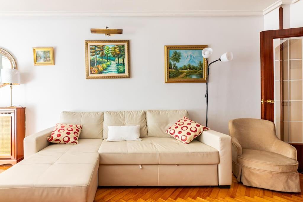 Terraza Playa Y Calle Peatonal Ess03377 Сан-Себастьян Екстер'єр фото